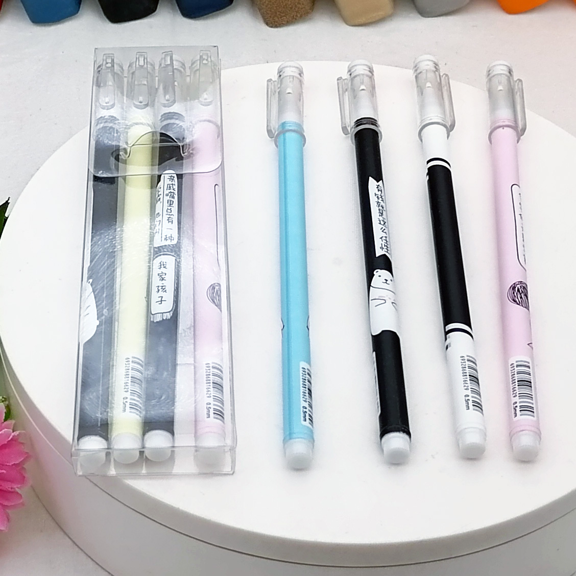 C1415 Trendy four-pen straight liquid gel pen, new student writing tool pen, 3-yuan store stationery in Yiwu Application Scenario