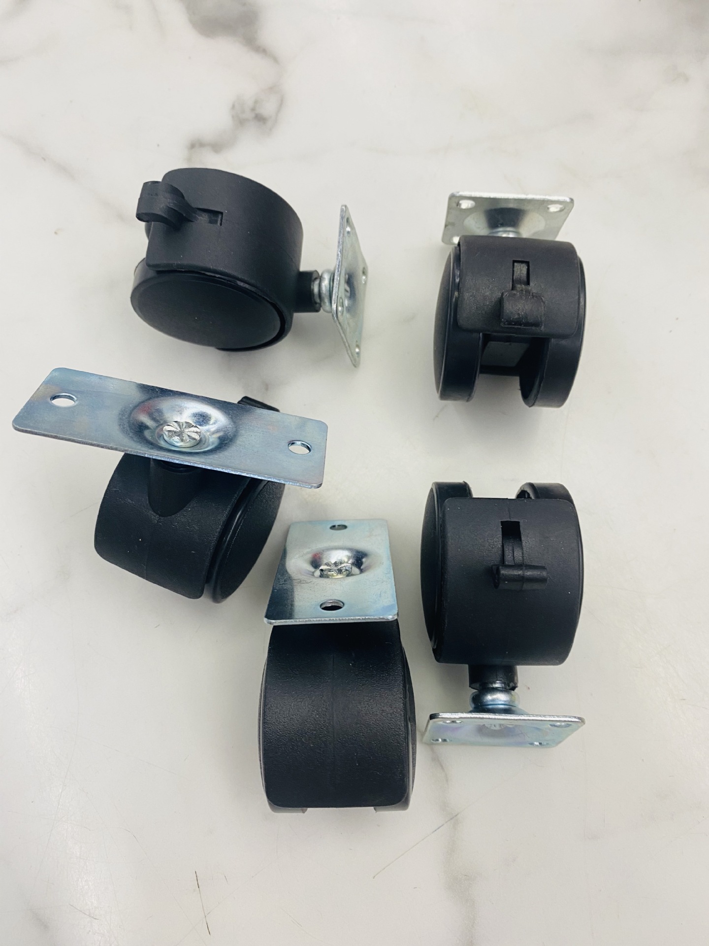Practical and wear-resistant luggage directional wheels, small backpack casters, small casters, suitcase wheels, luggage accessories, swivel wheels Specification image