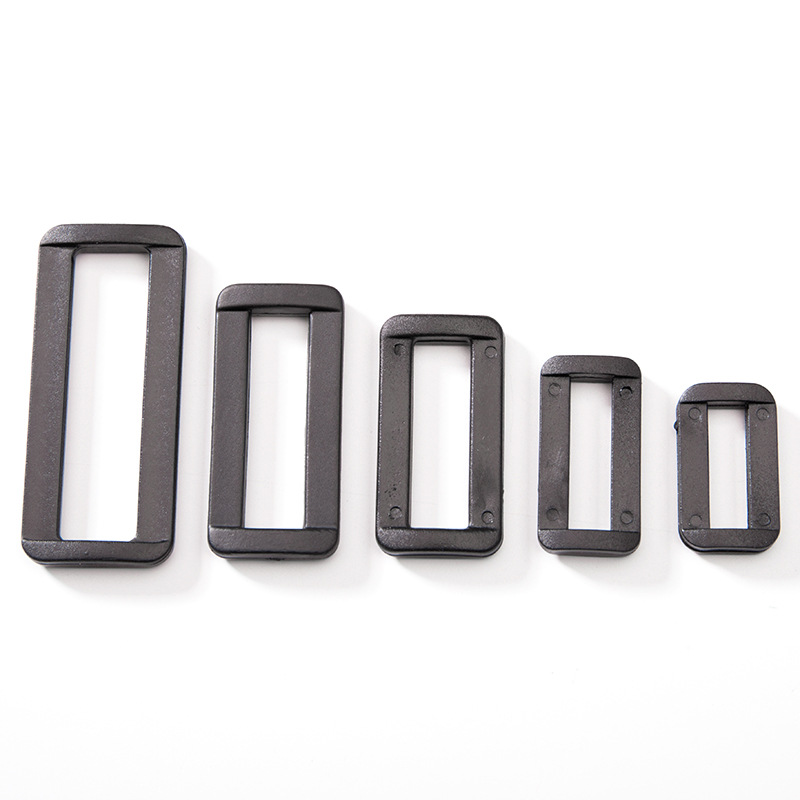 Factory direct sales of ladder buckles, word buckles, square buckles, plastic adjustable three-position buckles, luggage accessories Application Scenario