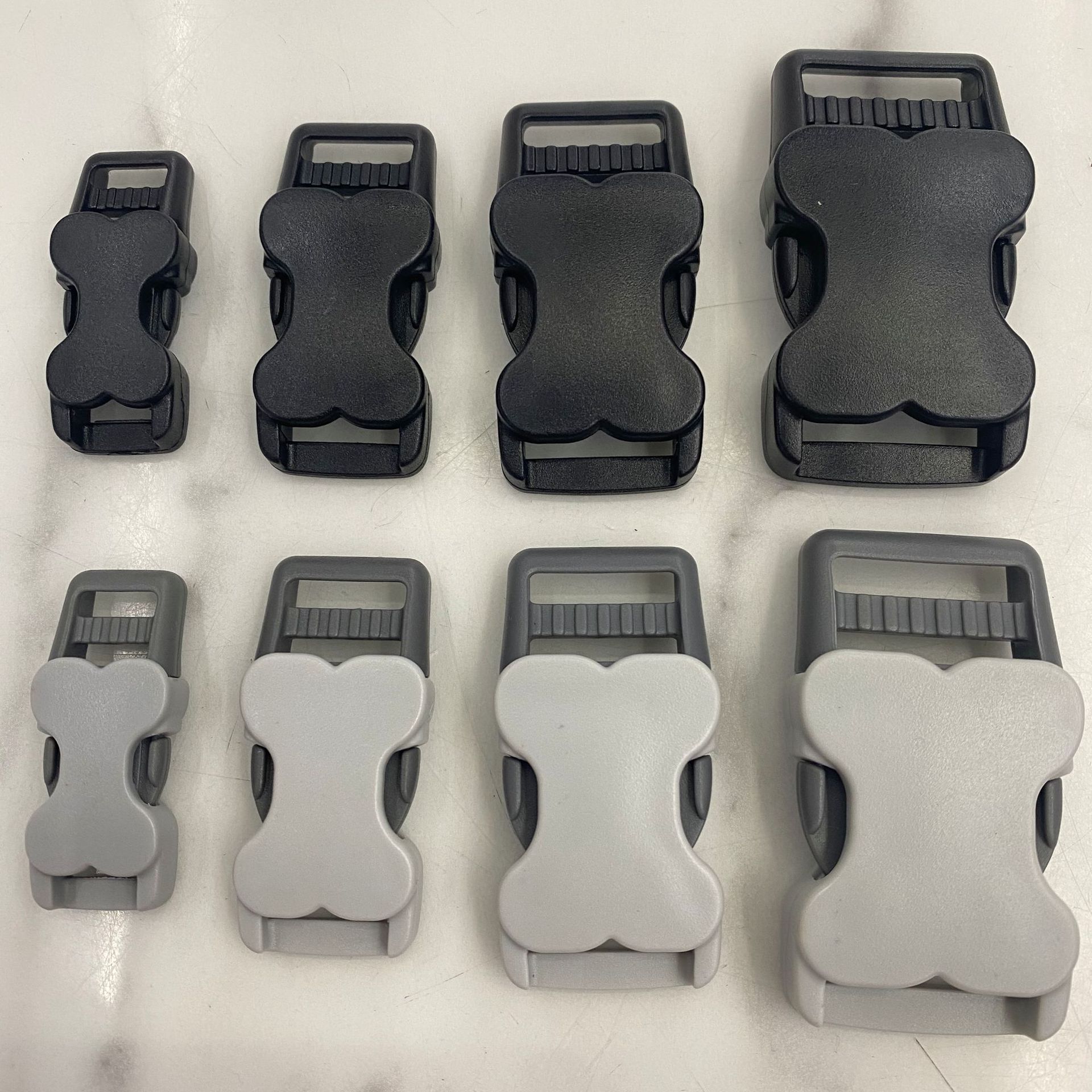 Pet leash buckles with bone buckles, black, white and gray plastic buckles, cute dog leash buckles in various sizes