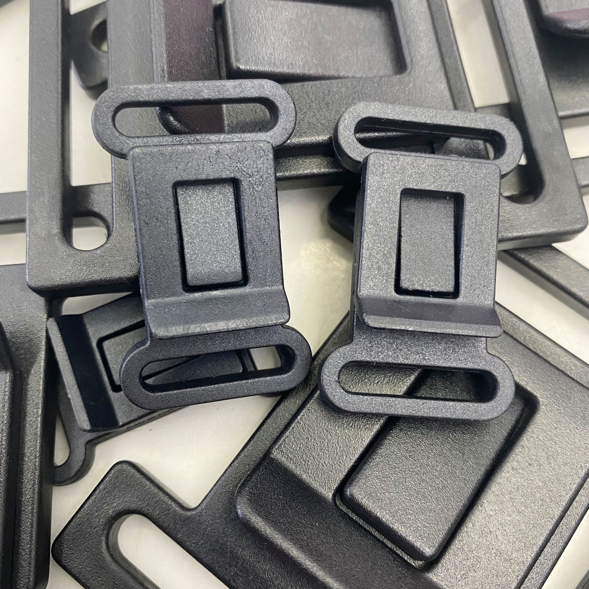 Belt buckle, outdoor belt buckle, outdoor training belt lock, military green card buckle, plastic accessories details Picture
