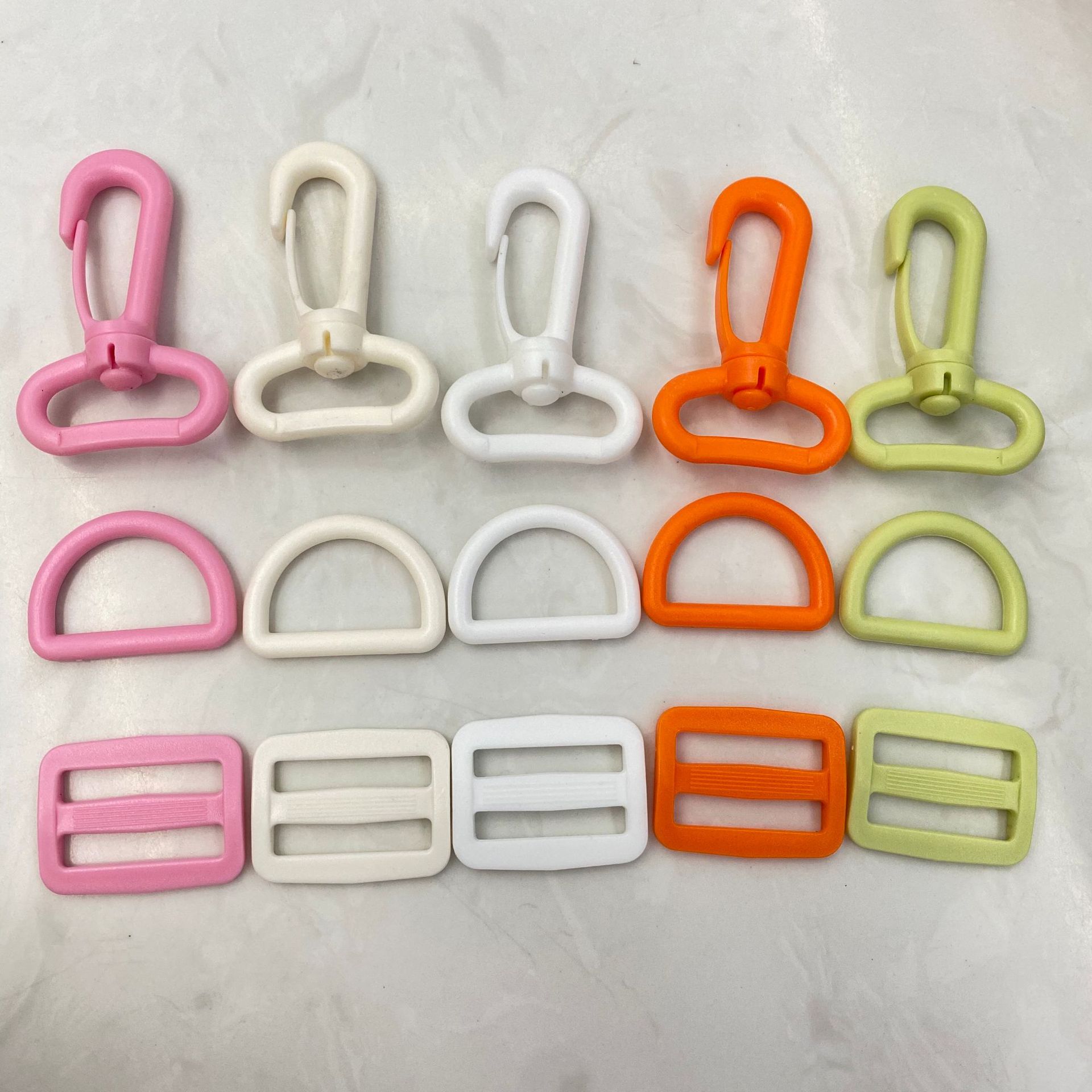 2.5cm儿童水壶绳扣系列D型扣日字扣转钩箱包背带扣织带调节扣彩色