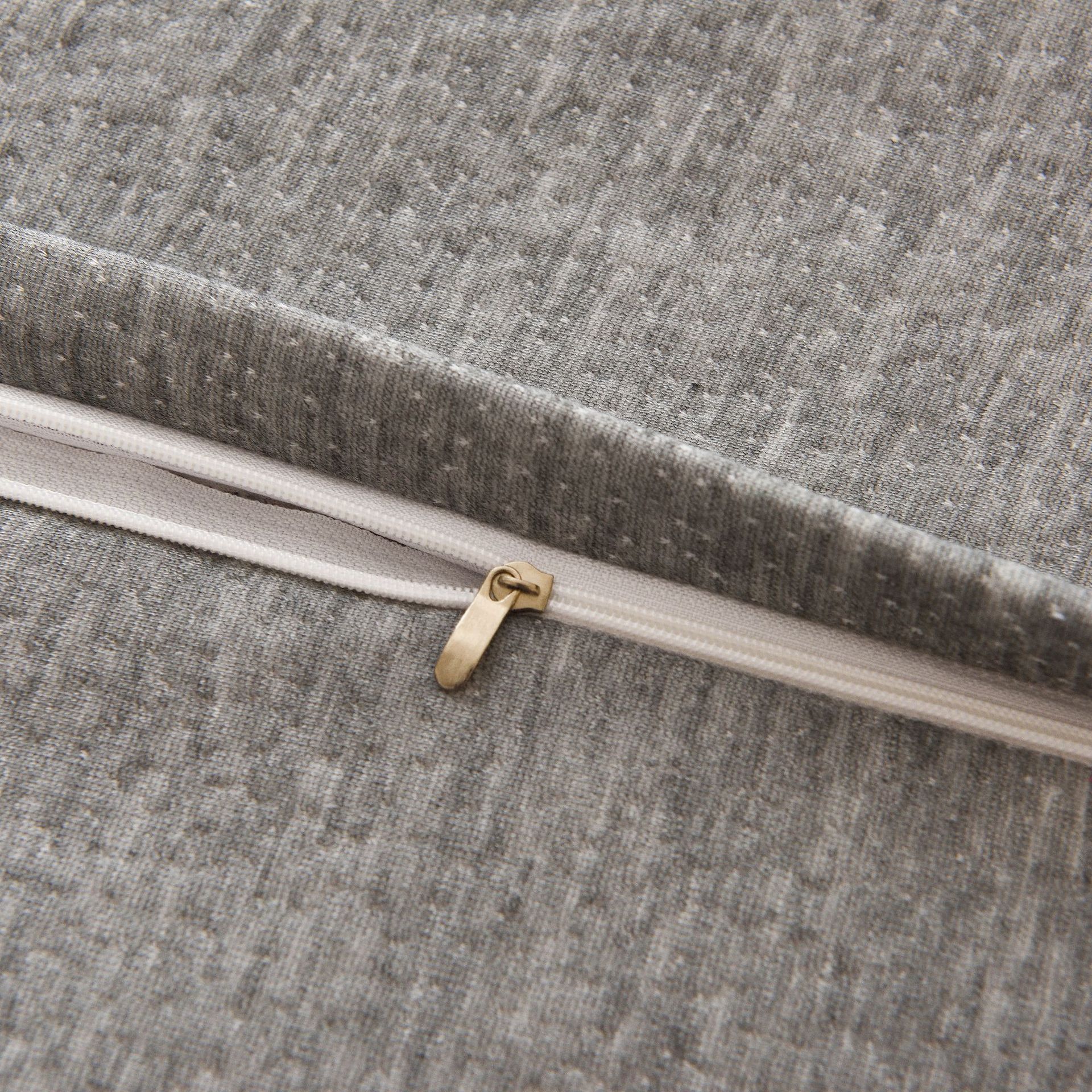 床上用品细节图