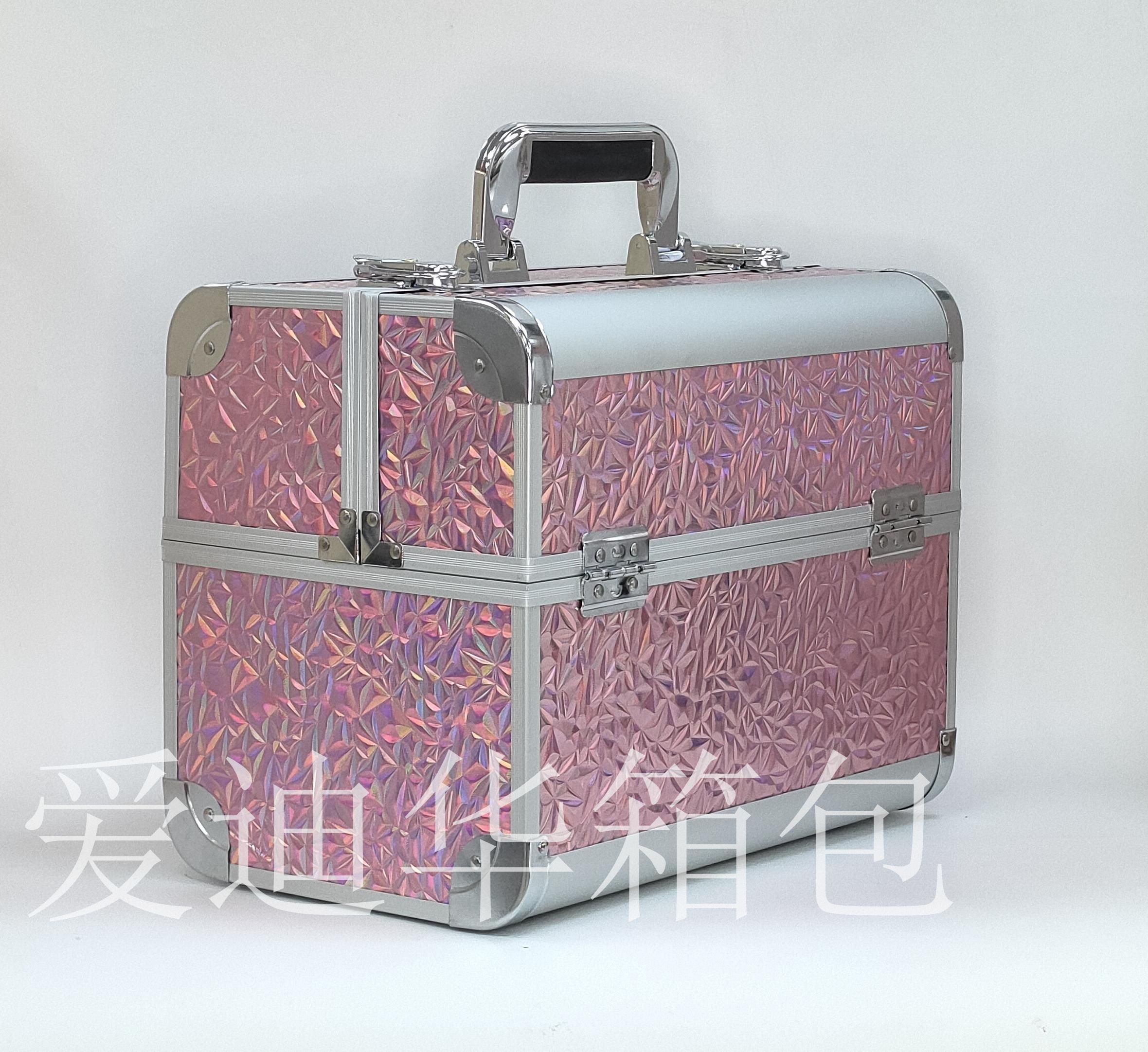 The new diamond-patterned large-capacity portable beauty and nail care multi-functional makeup box is a super popular and internet-famous model in 2021