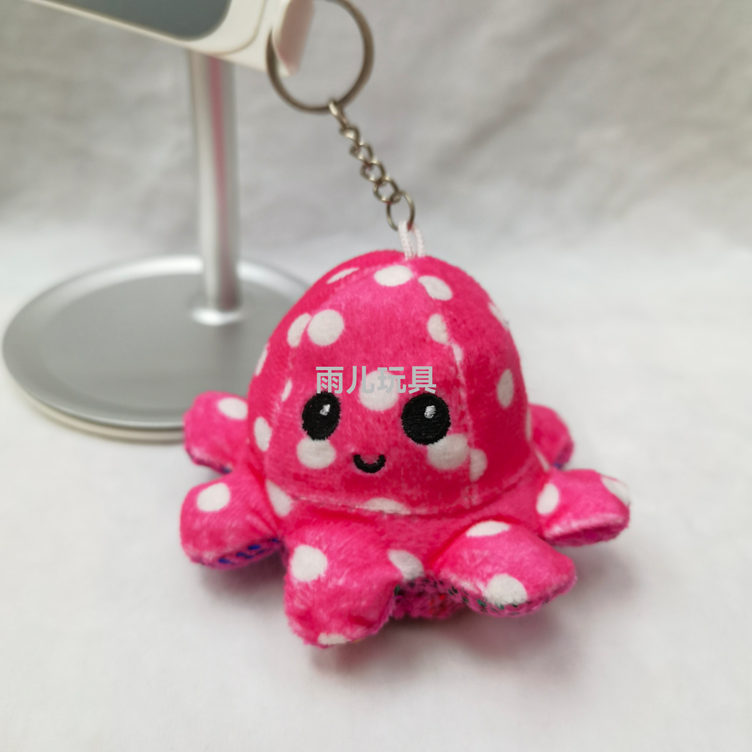 Plush toy pendants, octopus pendants, keychains, flip toy pendants, bag pendants Application Scenario
