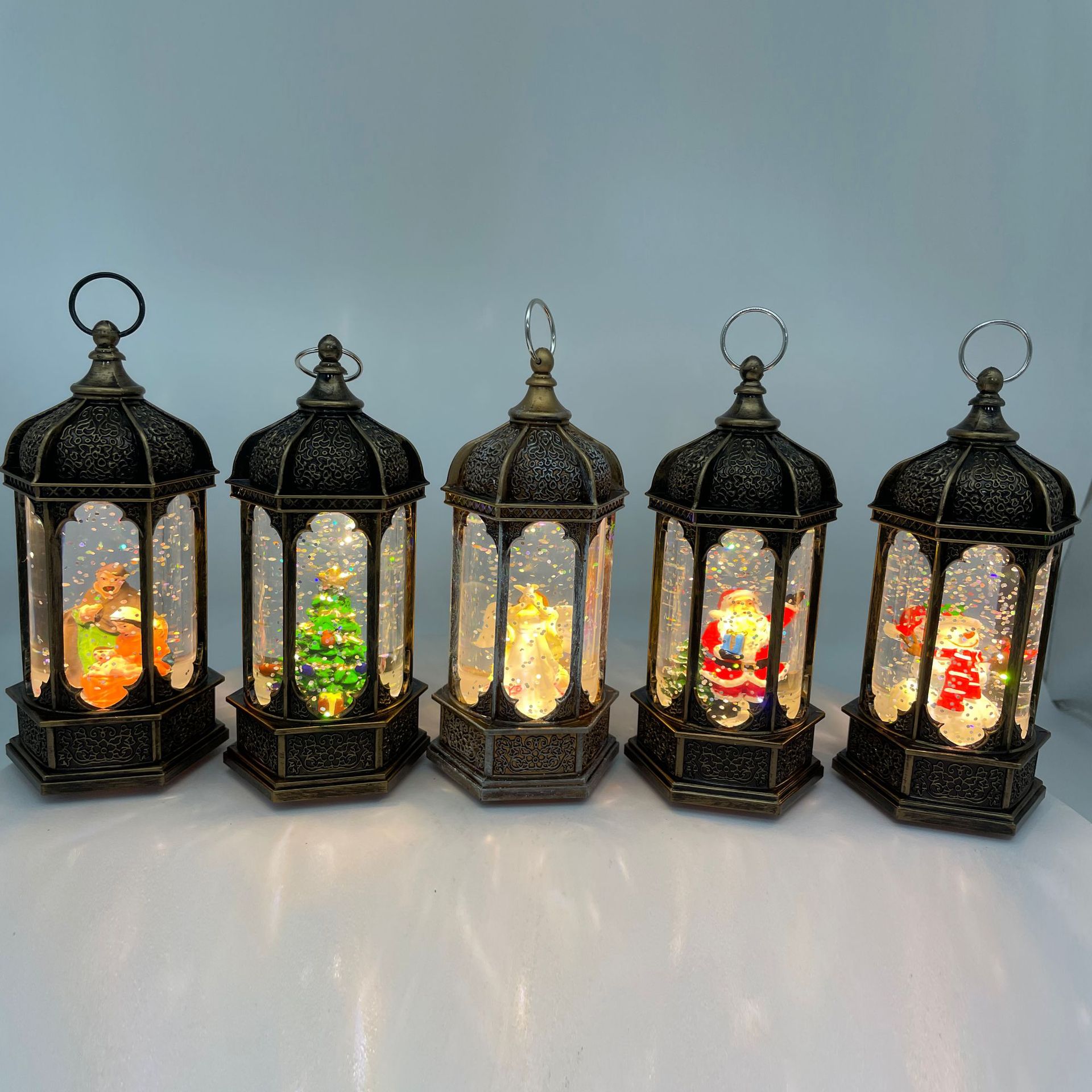 New water-filled hexagonal wind lamp, snow-illuminated counter window display item, led illuminated night light Application Scenario