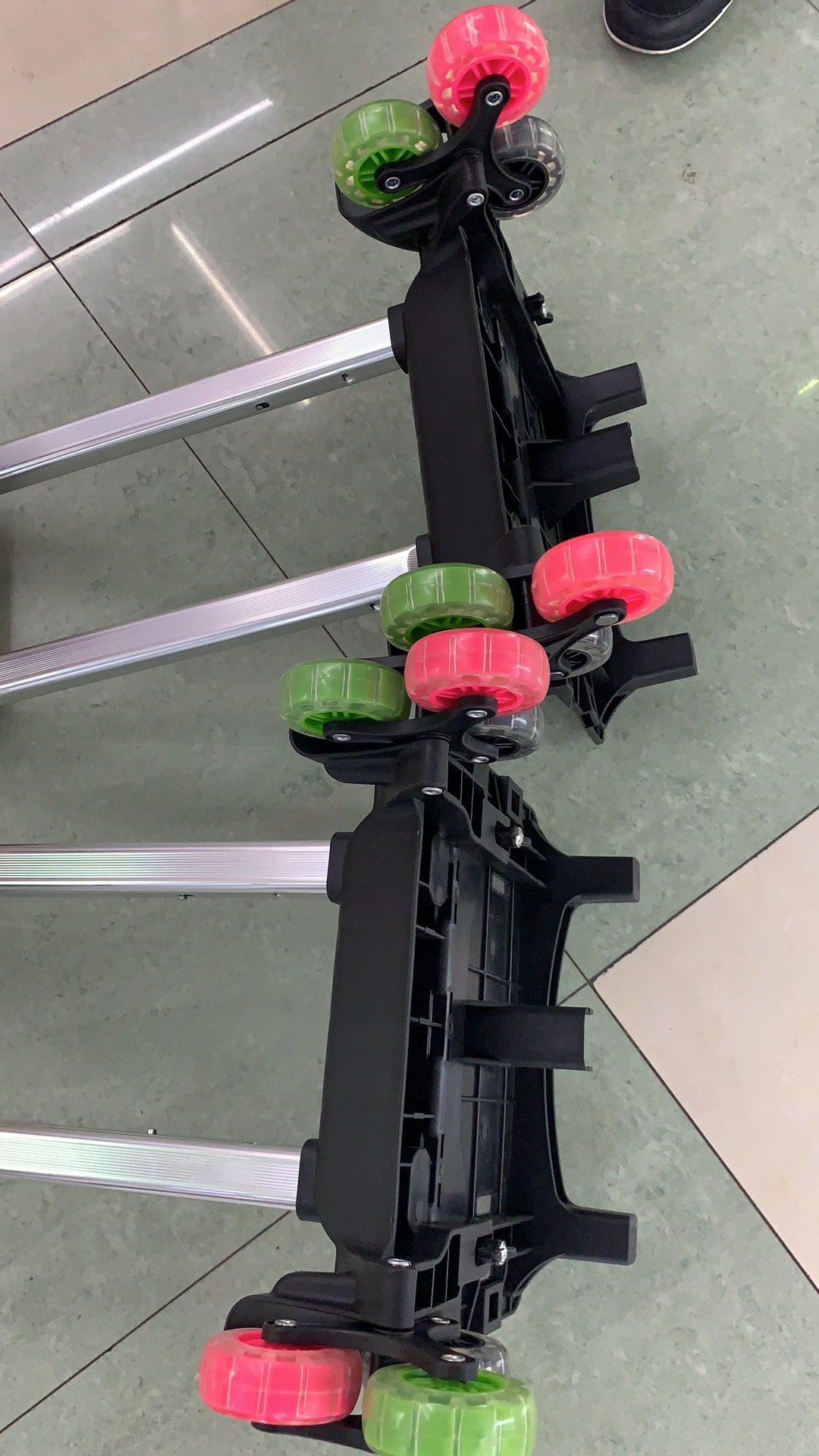 Student backpack pull rod, aluminum alloy, telescopic and detachable, stair climbing shopping bag, suitcase pull rod, luggage pull rod Item Picture