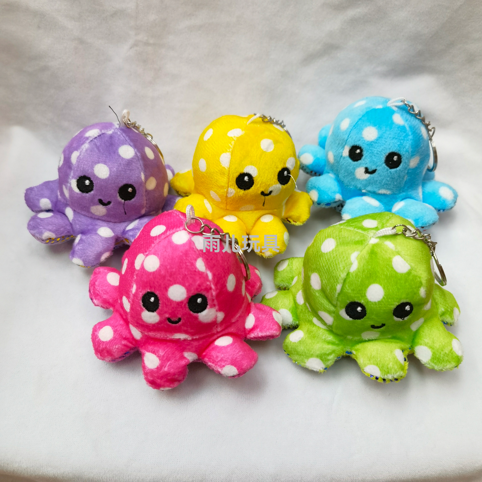 Plush toy pendants, octopus pendants, keychains, flip toy pendants, bag pendants Specification drawing