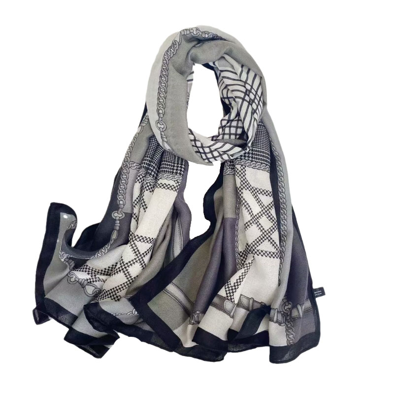 The new cotton and linen scarf with chain check print is a soft and long silk scarf for three seasons, which is fashionable and warm details Picture