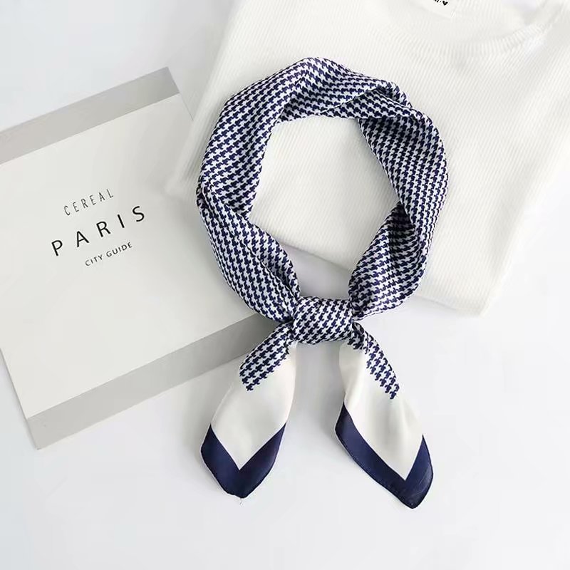 Yiwu buyer alliance new imitation silk satin 70 square scarf scarf bag scarf scarf flower chain clause multicolor spot