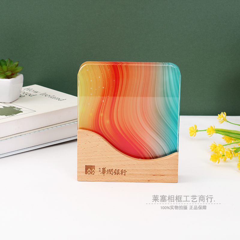 Thickened wooden creative crystal high-end and elegant decorative items, enterprise company outstanding employee department medal handicrafts Specification image