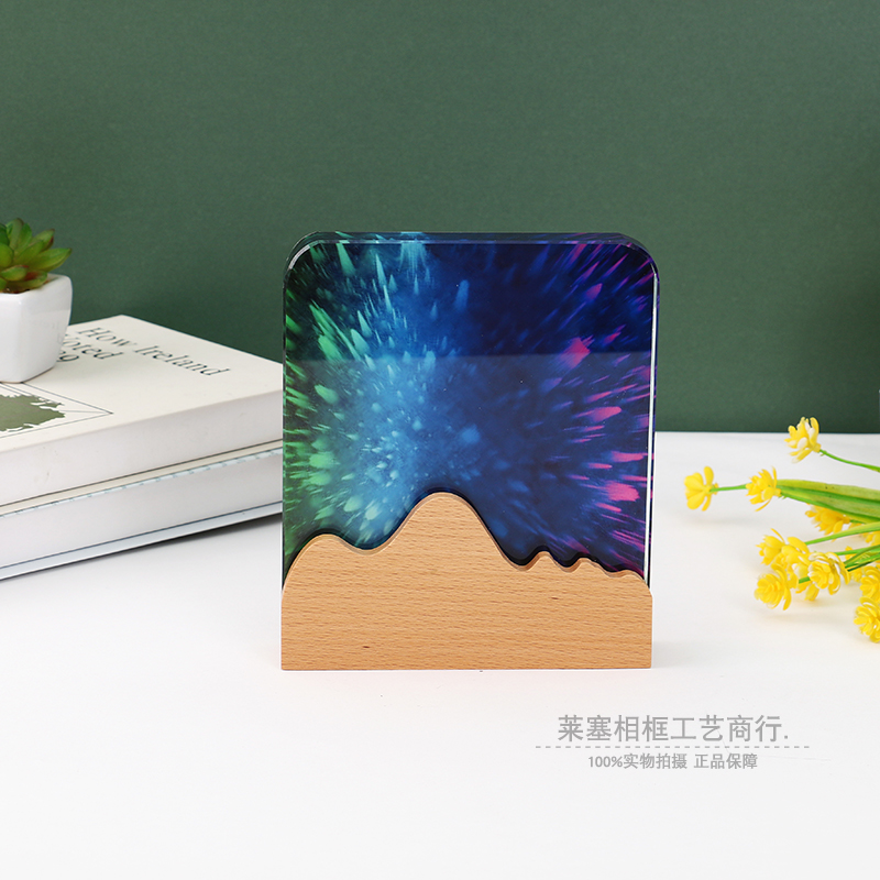 Thickened wooden creative crystal high-end and elegant decorative items, enterprise company outstanding employee department medal handicrafts Application Scenario