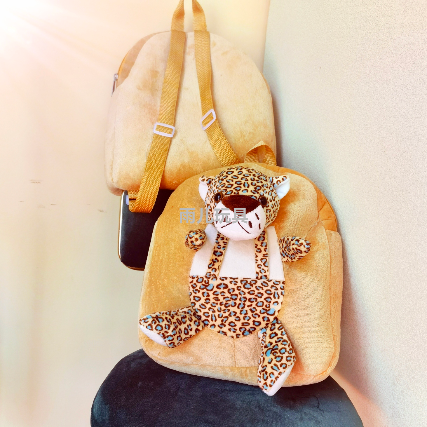 Plush toy bags, children's schoolbags, tiger schoolbags, lion, tiger, deer children's schoolbags, backpacks, open backpacks details Picture
