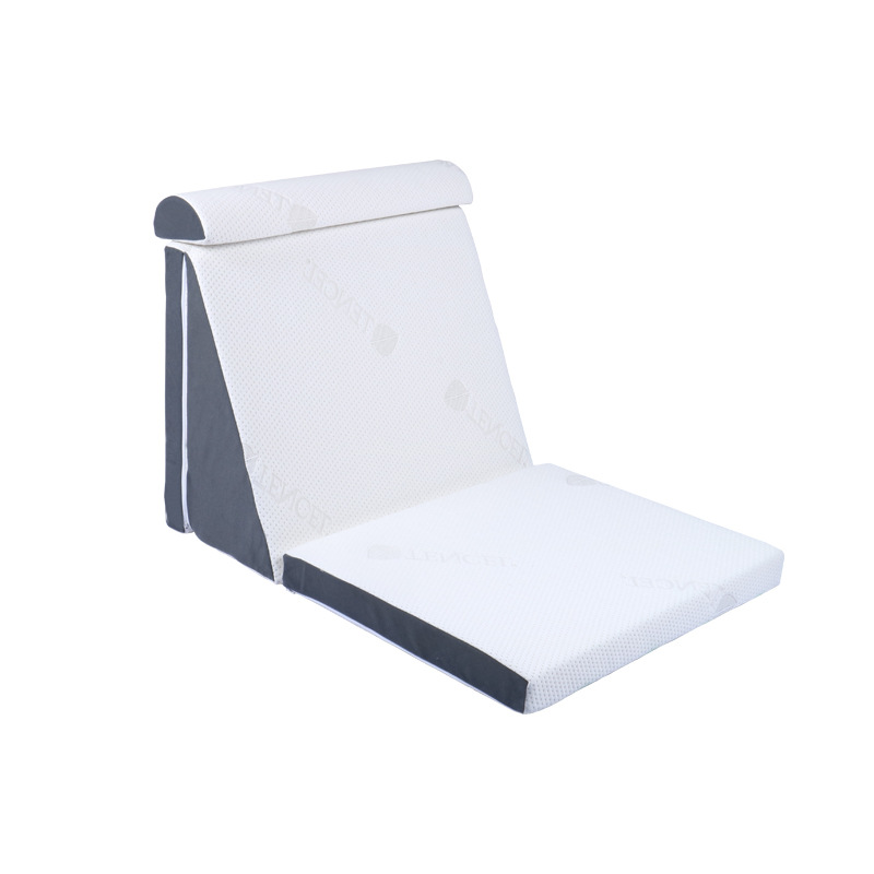 Folding triangular headrest, wedge-shaped headrest, high rebound inclined backrest, slope heel pillow for the elderly and pregnant women, a best-selling home product Specification drawing
