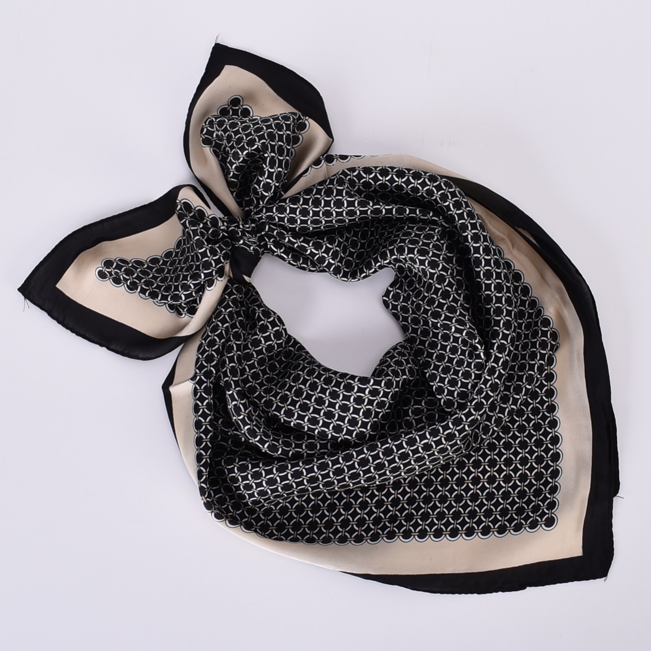 Summer new Korean INS wind satin scarf female decoration spot wholesale fashion scarf satin scarf women's clothing