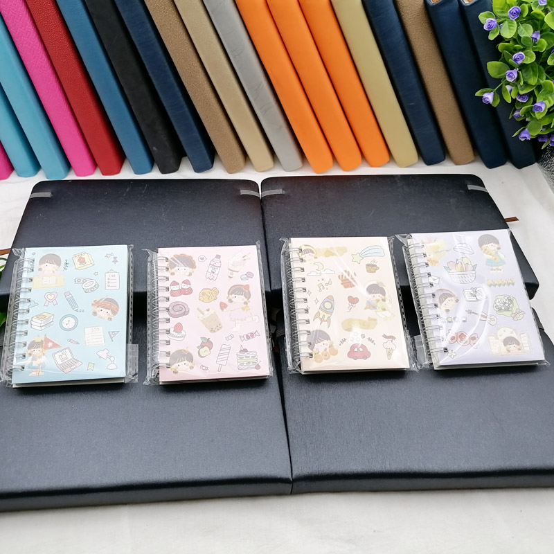 C1711A7 Side-tipping line notebook, Office notebook, Daily diary, Writing book, 2-yuan store Application Scenario