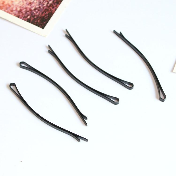 Wholesale Korean-style black straight clips, bow clips, lacquered black bangs hair clips, two-yuan hot-selling products at street stalls Application Scenario