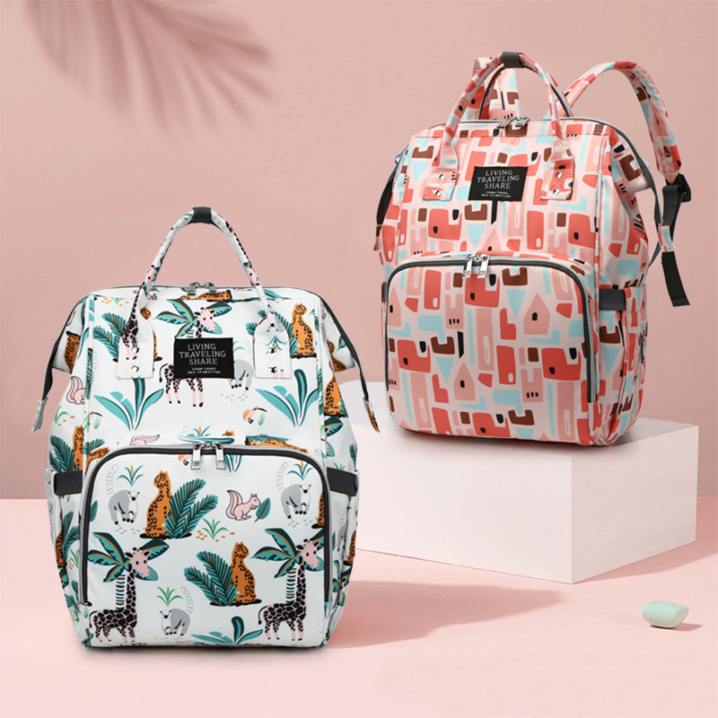 New patterned mommy bag, multi-functional waterproof dry-wet separation, large-capacity baby bottle, double-shoulder mother and baby bag, waterproof hook