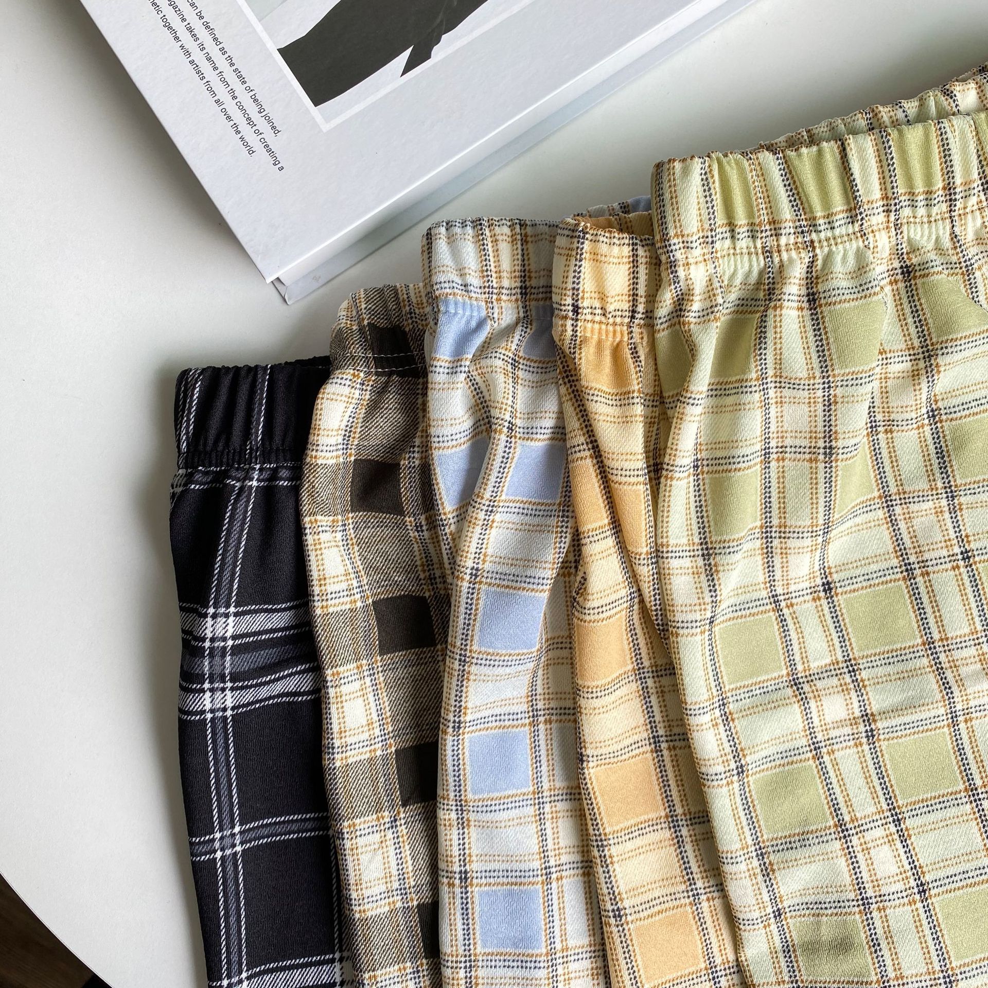 Plaid pants 2021 Spring/Summer high-waisted live-streaming bestseller: Loose, drape, straight-leg, slimming women's casual wide-leg pants Specification image