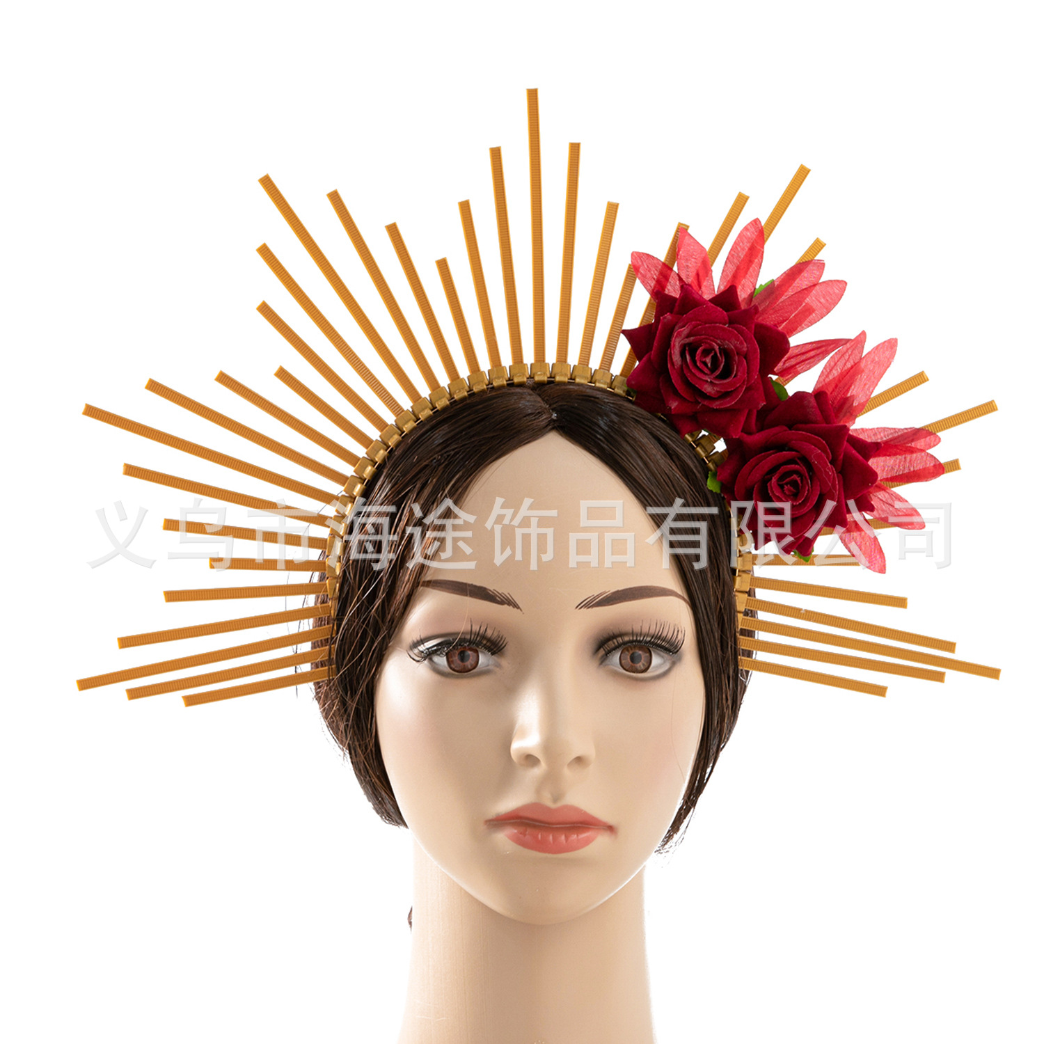 Two creative rose crowns and exaggerated virgin Mary halo headwear from European and American fashion shows, party bar event performances