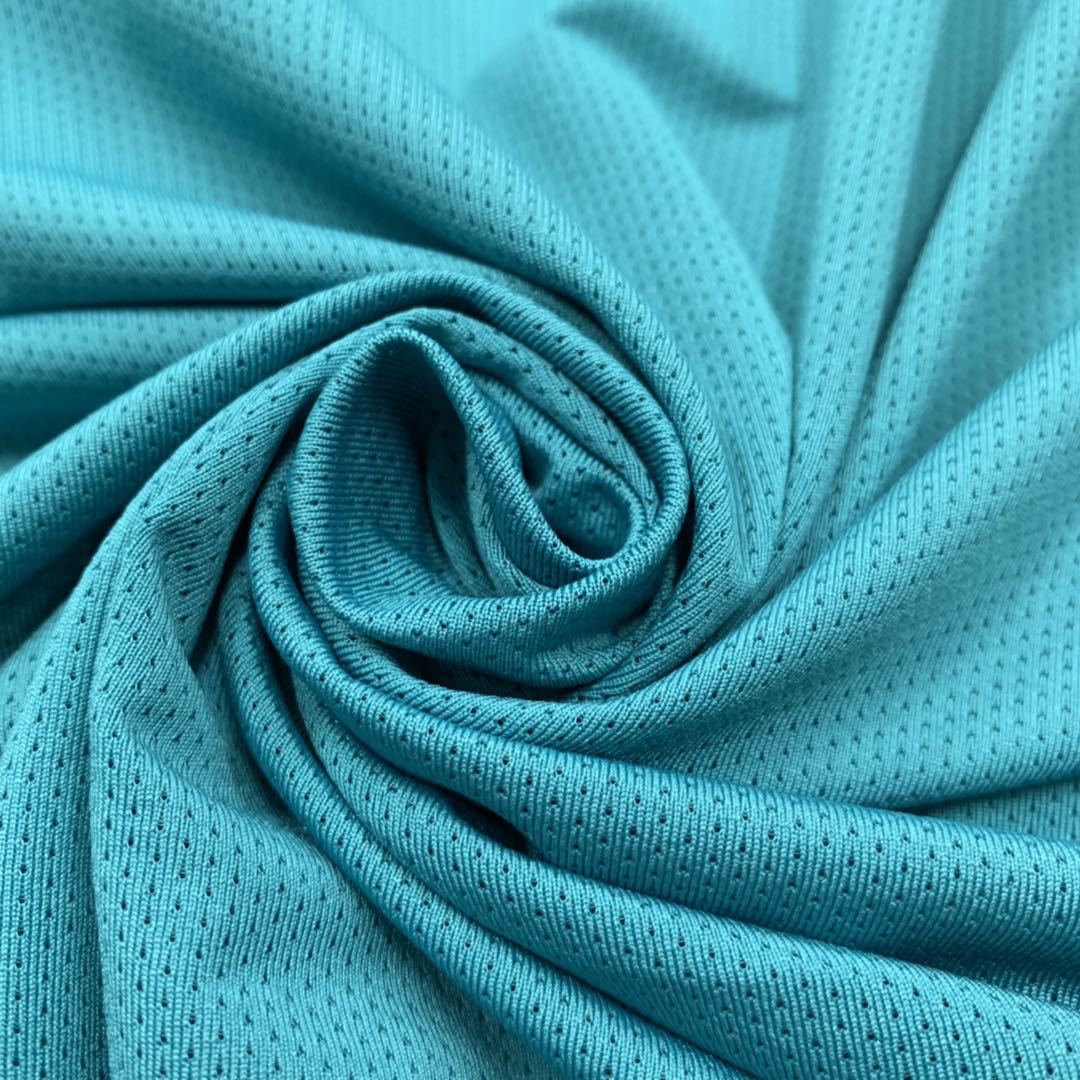 The manufacturer supplies polyester-ammonia mesh sports mesh fabric