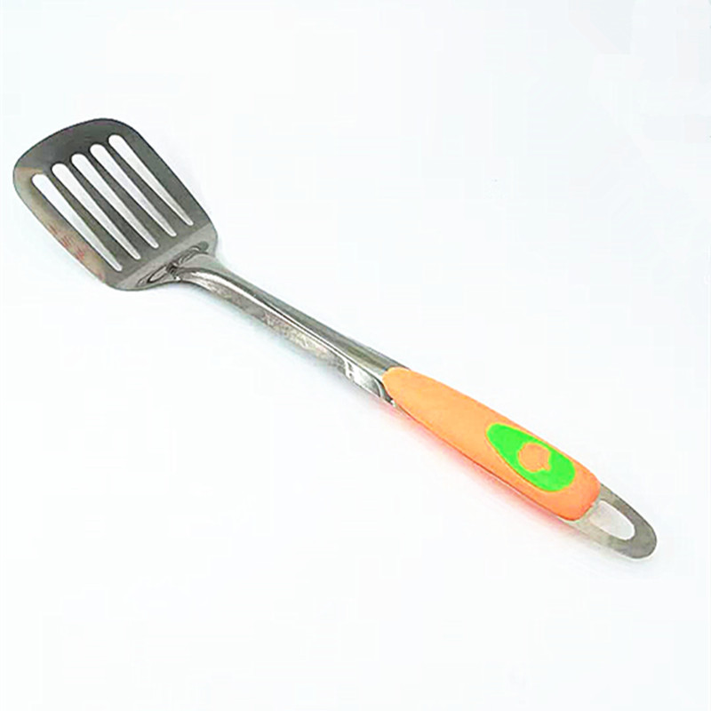 Factory direct supply of stainless steel soup spoons, colored plastic-handled soup spoons, large rice spoons, spatulas, and leaky spatulas. Wholesale for two yuan Specification image