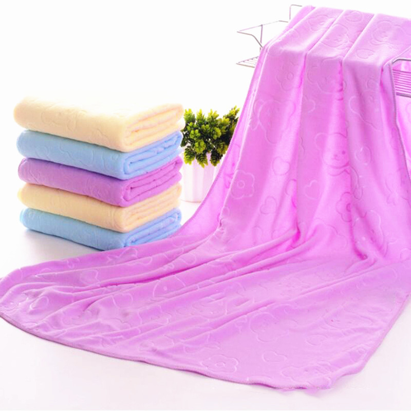 Factory direct sales of super value microfiber bear embossed towels, super soft absorbent towels, two-yuan street stall supply
