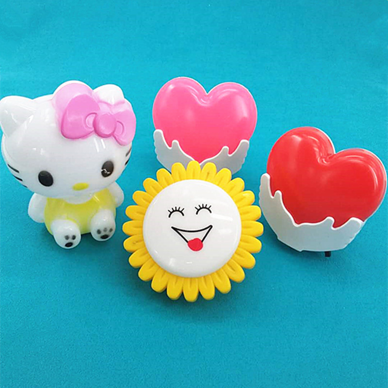 Factory direct sales of cartoon night lights, energy-saving lamps, grape sunflower energy-saving lamps wholesale two-yuan store supply