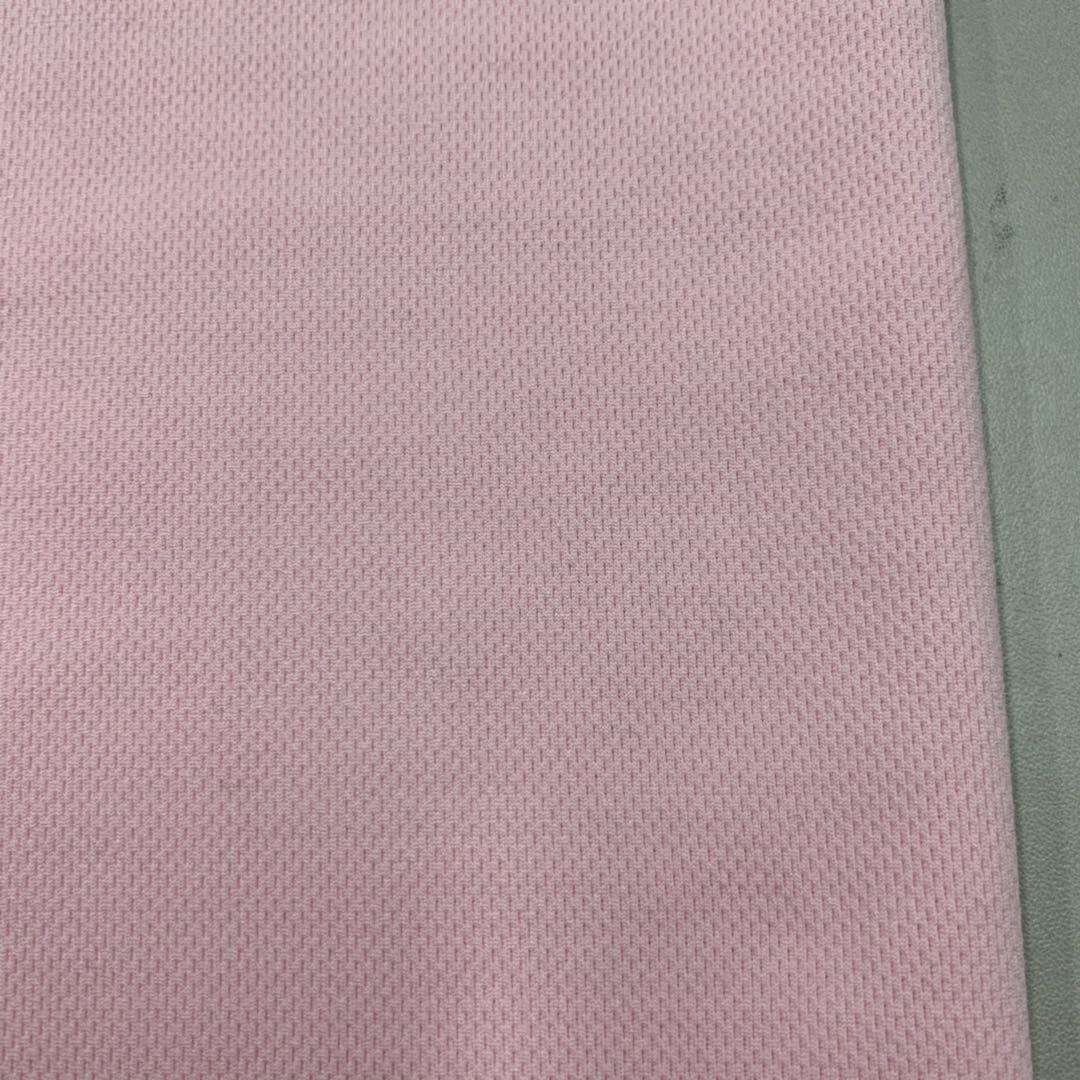 The manufacturer supplies 220G polyester spandex honeycomb fabric/bird's eye fabric details Picture
