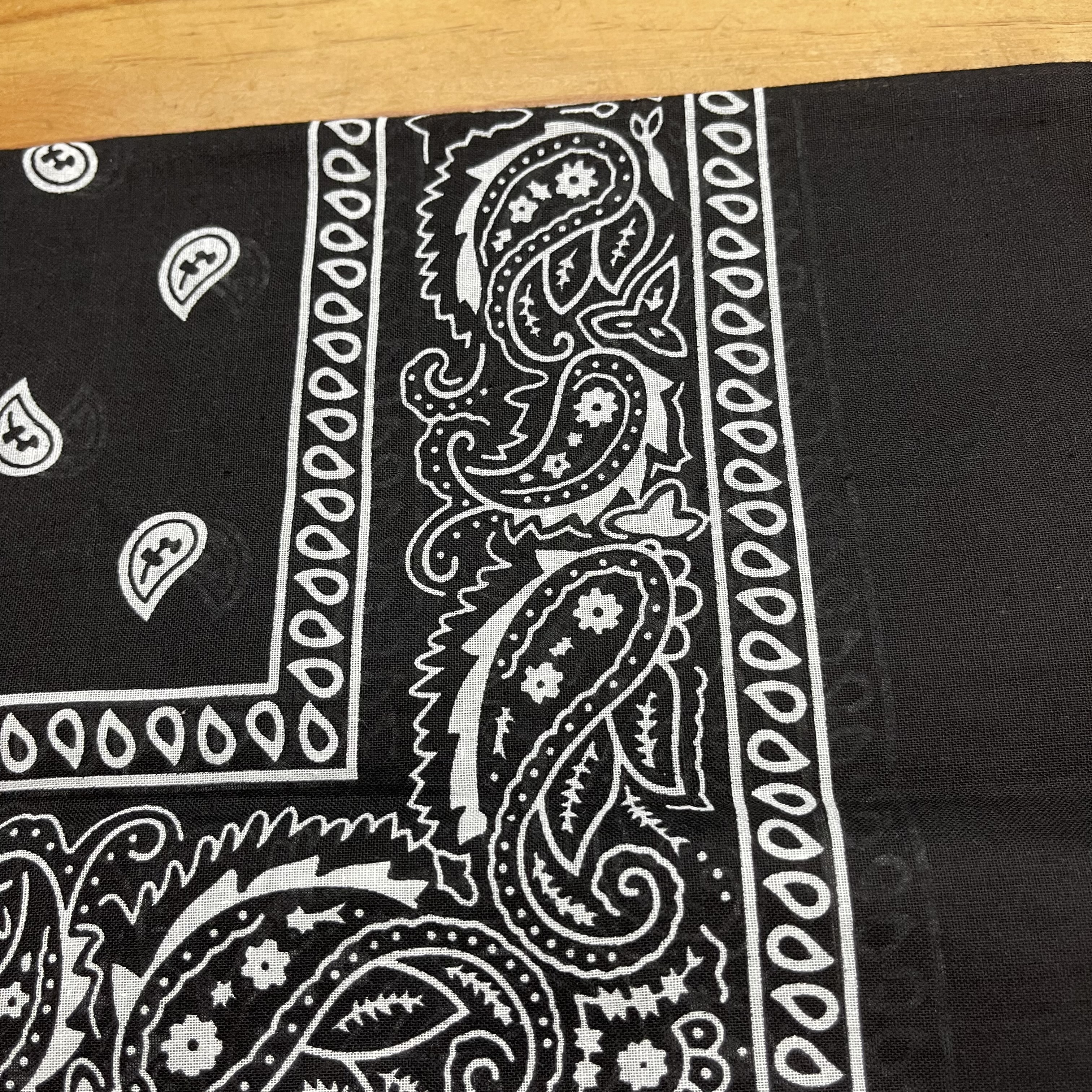 Card headscarf, amoeba, outdoor large handkerchief, handkerchief, sports sweat-absorbing square towel Item Picture