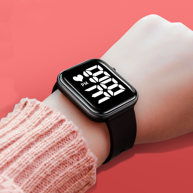 2021 nuevo cuadrado LED reloj electrónico para hombres y mujeres estudiantes al aire libre deportes a prueba de agua apple estilo led reloj electrónico Application Scenario