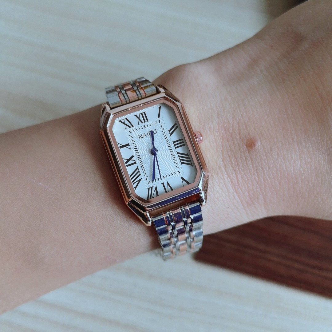 Korean version trendy and fashionable Roman rectangular quartz steel band quartz casual women's watch live streaming supply one-piece consignment Specification image