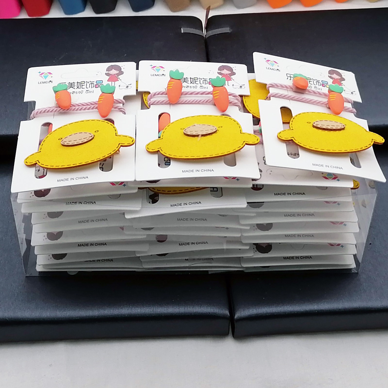 Wholesale of the same style of B1527 duck + radish skin band hair clip, hair accessory, Japanese and Korean accessories, 2-yuan store supply Application Scenario
