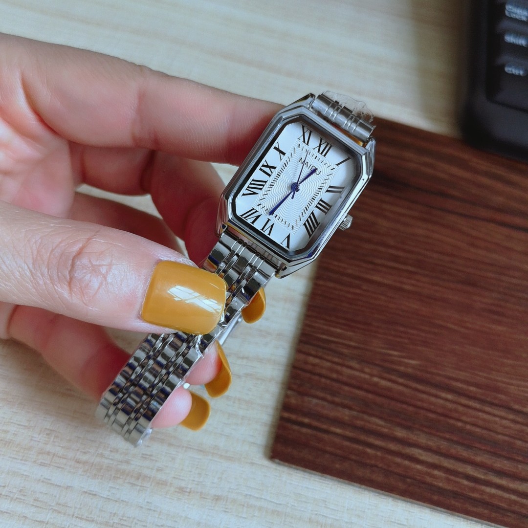 Korean version trendy and fashionable Roman rectangular quartz steel band quartz casual women's watch live streaming supply one-piece consignment details Picture