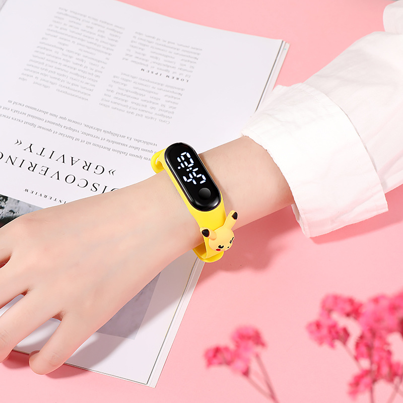 Cartoon watches, doll watches, touch screen electronic watches, cabinet replenishment volume, silicone touch screen watches, children's electronic watches details Picture
