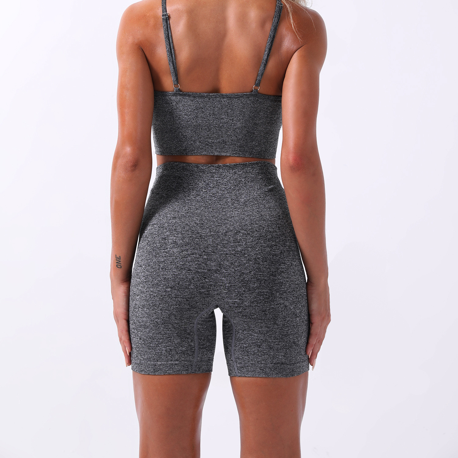 Shark knitted Seamless fitness yoga sports bra and shorts Set from Europe and America, in stock Application Scenario