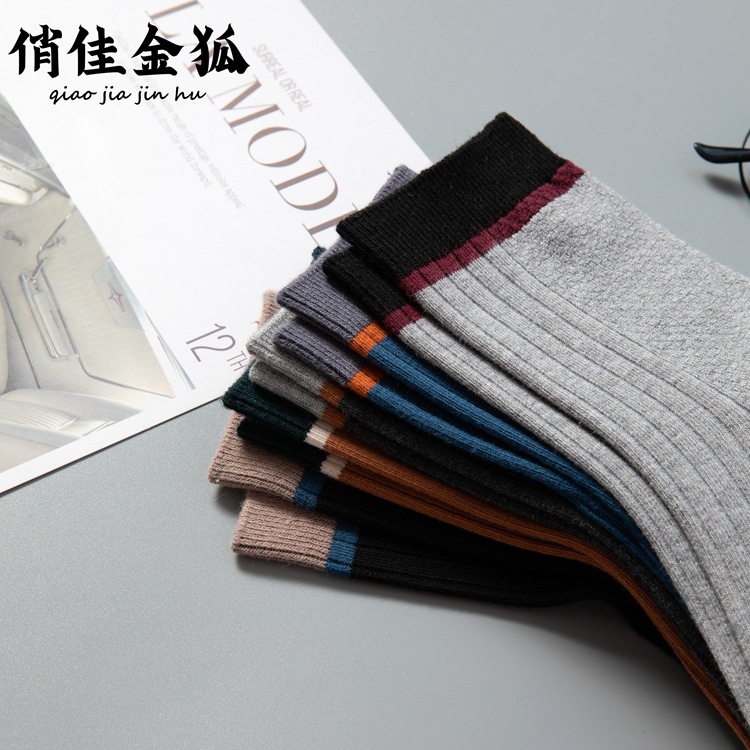 Qiaojia Golden Fox's new men's socks for autumn and winter are trendy and fashionable. They are double-needle pull-out single-bar combed cotton men's casual mid-calf socks Specification image