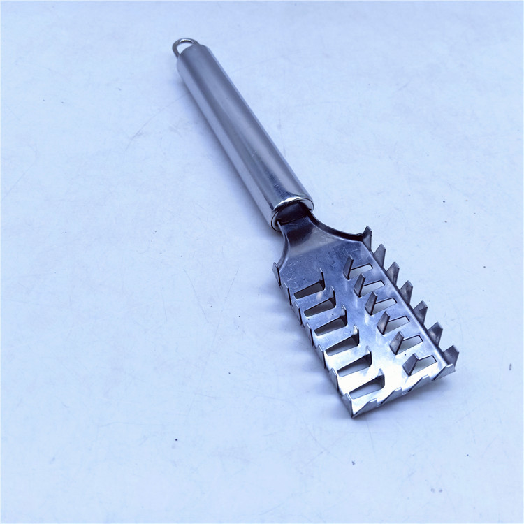 Fish scale brushes, stainless steel fish scale planers, kitchen tools, 2 yuan per piece, wholesale supply, 2-yuan store, daily necessities channel Application Scenario
