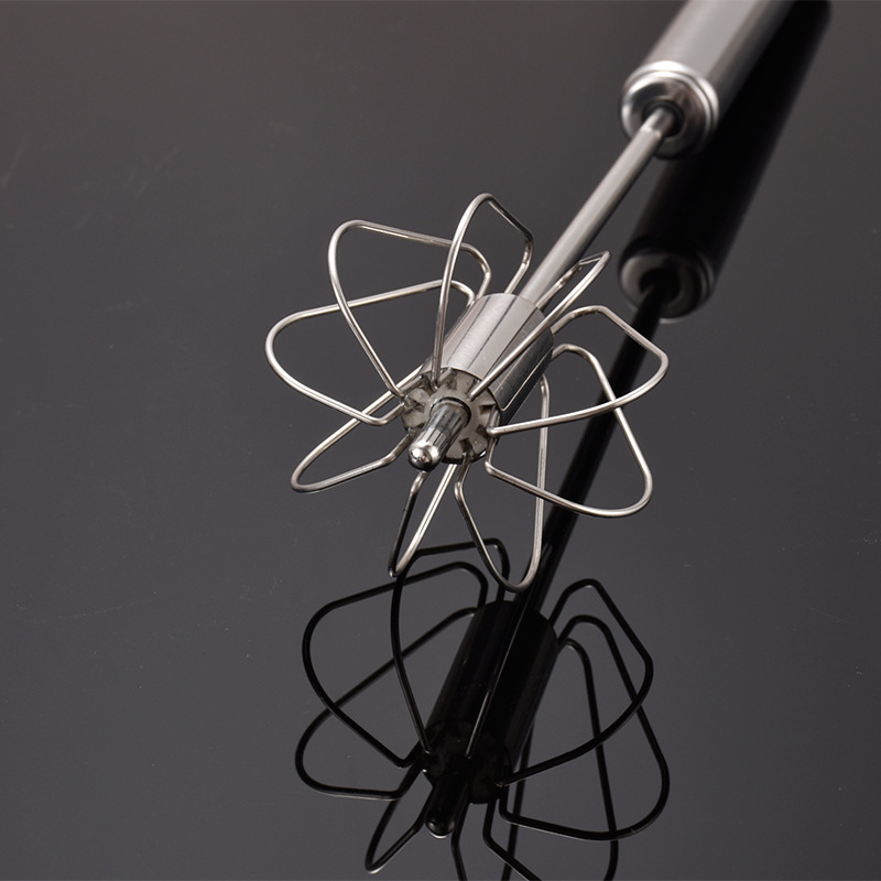 Cross-camera wholesale stainless steel egg beater, cream whipping, semi-automatic rotary stirring stick, kitchen small tools Application Scenario