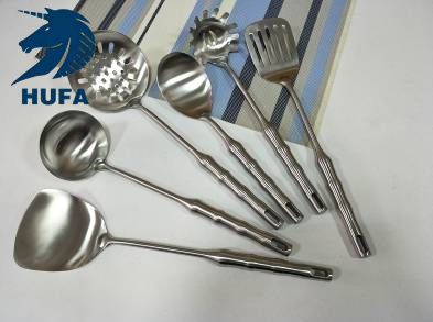 High-end 304 stainless steel hollow kitchenware sets, cooking spatulas, rice spoons, soup spoons, meat forks, large strainers, factory direct sales