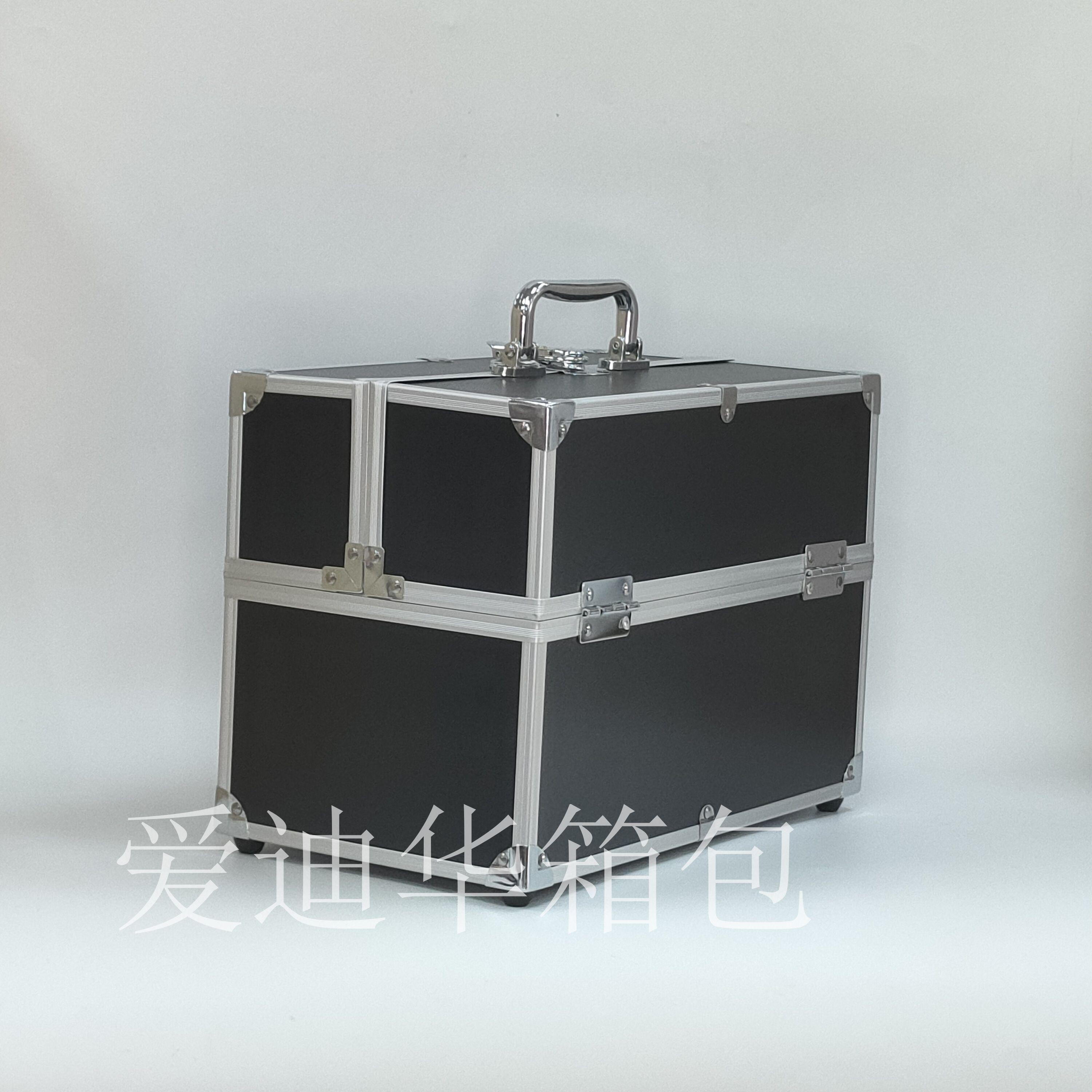 The new high-end three-layer large-capacity storage tool and makeup aluminum case from Aidihua is specially designed for tattoos and manicures Item Picture