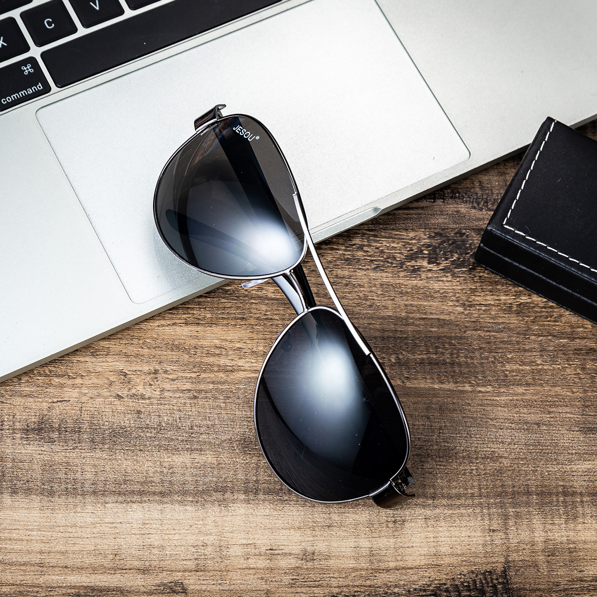 Watch and sunglasses gift box Men's gift set: Watch + Belt wallet Creative and simple combination set Specification image