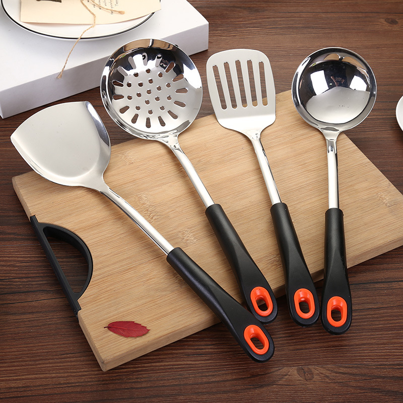 Factory wholesale five-millimeter kitchenware sets, electric wooden-handled spatulas, soup spoons, frying spatulas, and strainers, six-piece kitchenware sets details Picture