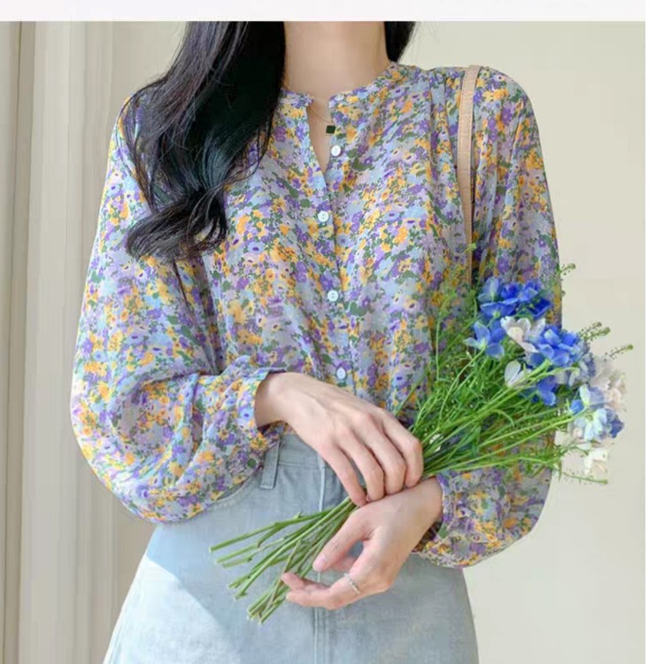 2021 Korean-style floral chiffon shirt for women, new design sense, long-sleeved printed stylish top, sweet little blouse