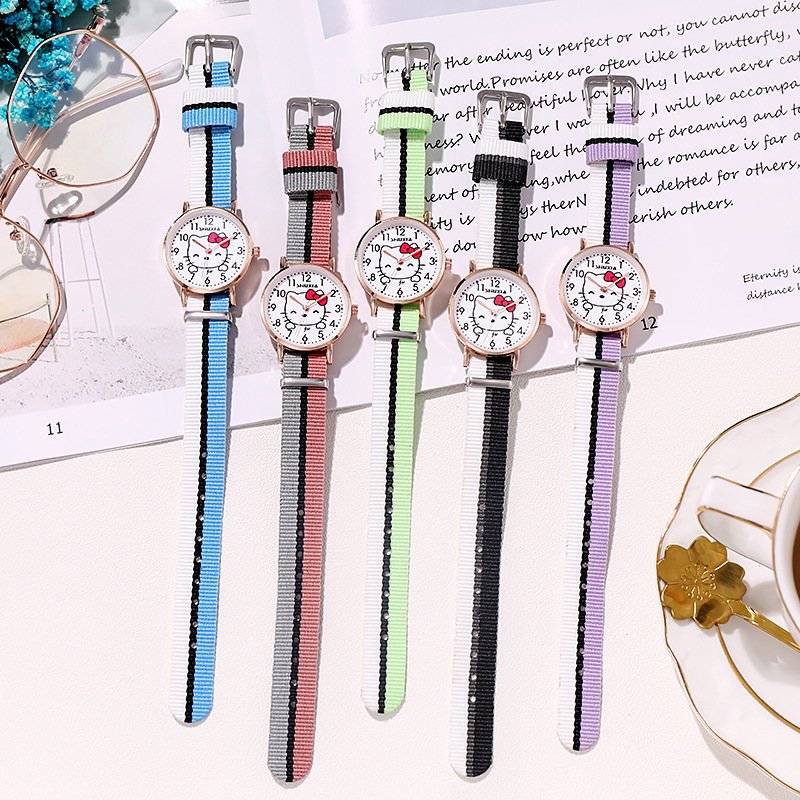 KT Cat Canvas Watch for female students, 2021 new style Children's Korean version simple waterproof and shockproof quartz watch Application Scenario