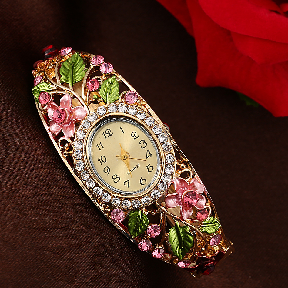 Wholesale of Chinese-style, rural and diamond-encrusted women's bracelets from a niche wechat business Item Picture