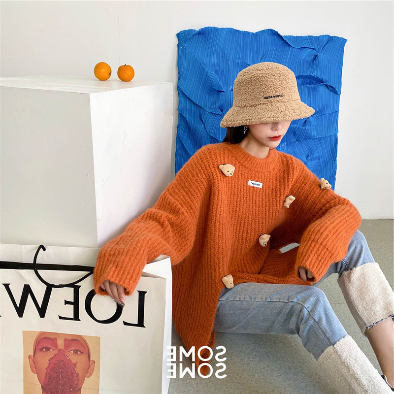 Sweater women's outerwear Women's 2021 Spring/Autumn new top laid-back style Loose split bear knitted sweater women's round neck Application Scenario