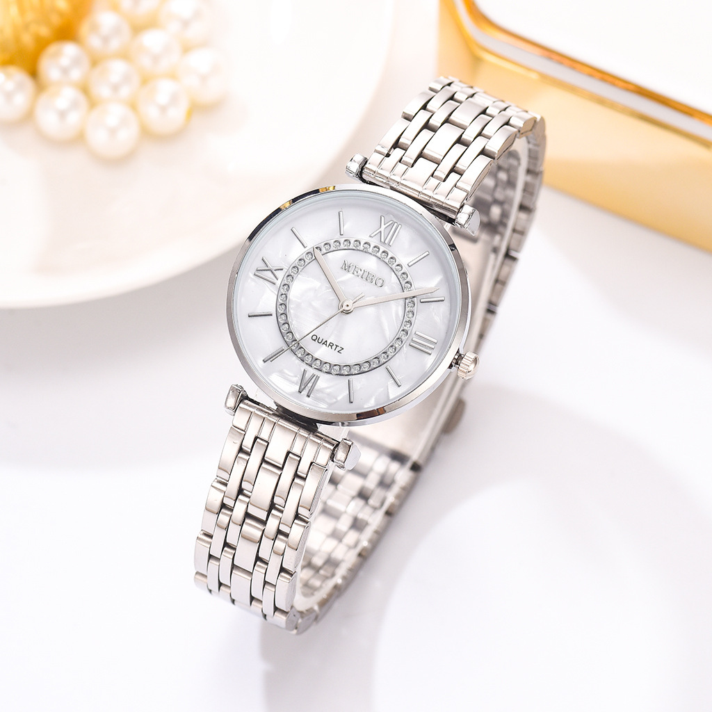 Pequeño perfume casa reloj de cuarzo reloj de pulsera bolsa de moda temperamento reloj de cuarzo simple reloj reloj de pulsera reloj de cuarzo clásico dial de aleación de acero con correa de reloj reloj de cuarzo para las señoras Application Scenario