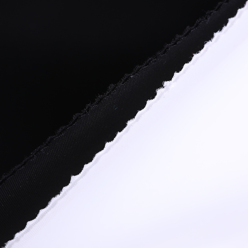 Polyester and ammonia 240-300g knitted dust mask fabric air layer, sportswear baseball jacket fabric silk interlaced space layer Application Scenario