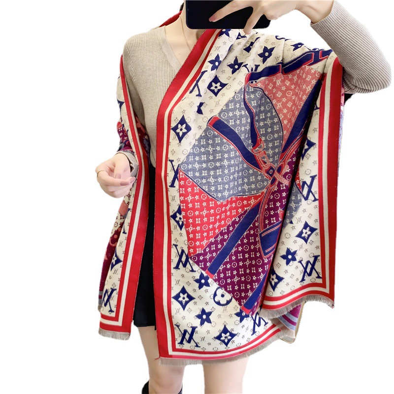 والمظلة الاوروپية الجديدة، الوشاح الصوف، وهي تحمل اسم الصوف Item Picture